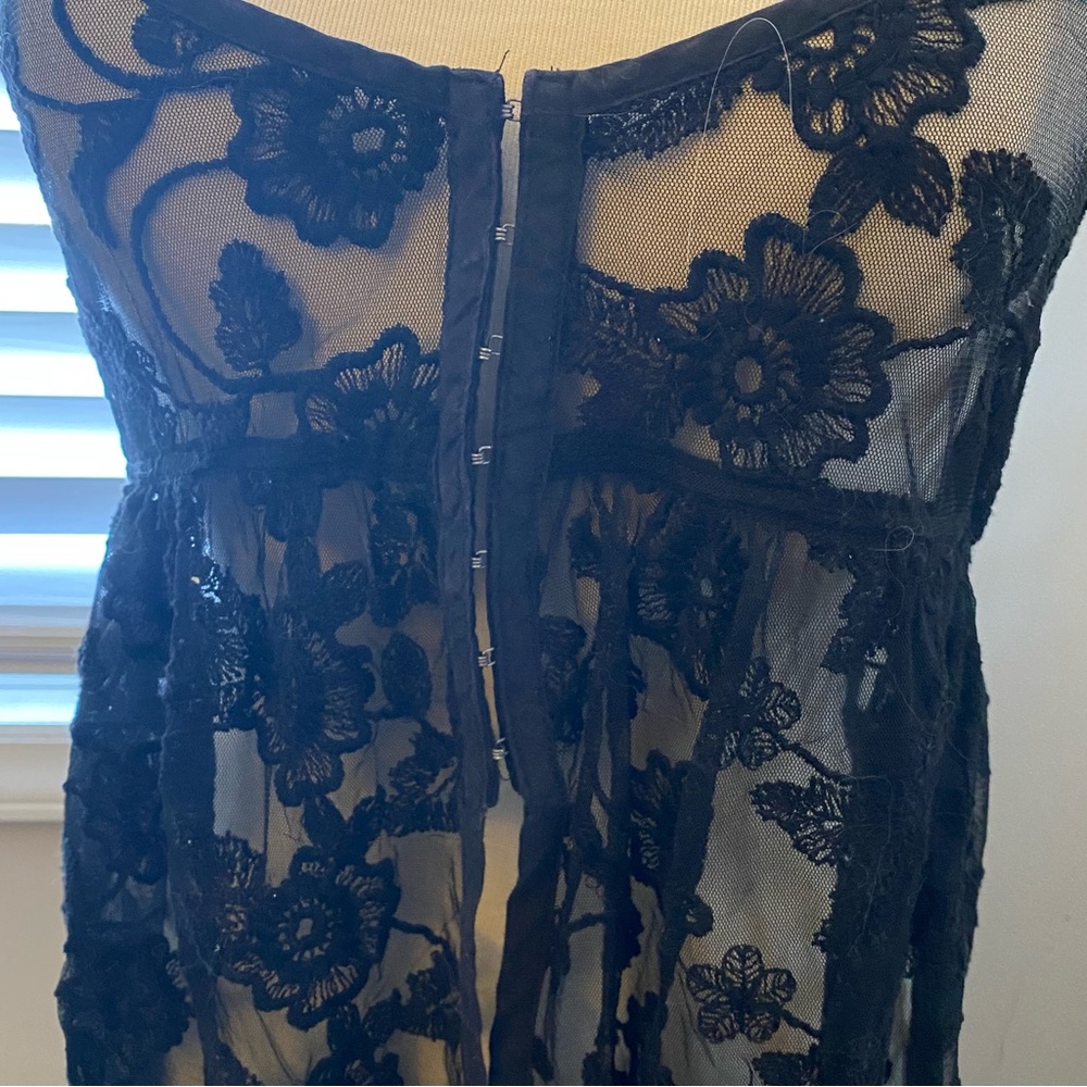 Black lace lingerie coverup size small